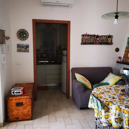 Primavera, Con Uso Di Piscina