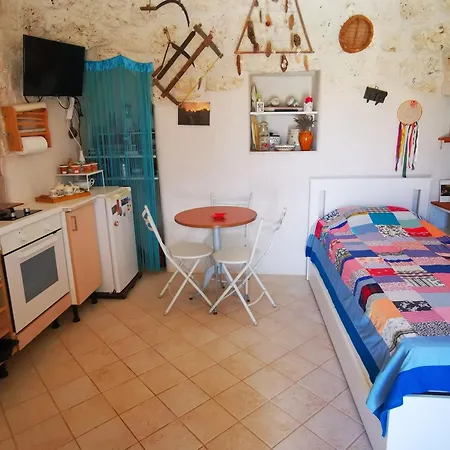 Trullo Serena E Primavera, Con Uso Di Piscina *