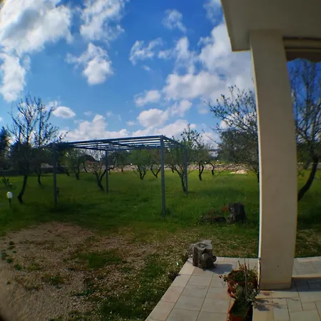 Trullo Serena E Primavera, Con Uso Di Piscina *